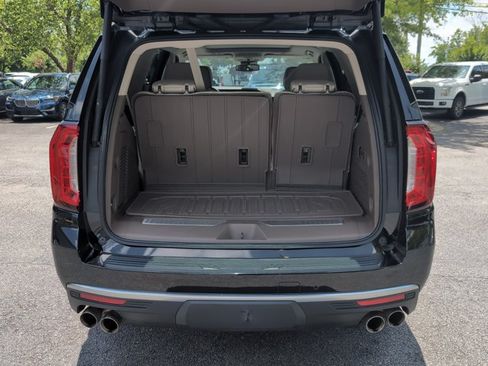 Used 2023 GMC Yukon Denali w/ LPO, Floor Liner Package AWD/4WD image 7