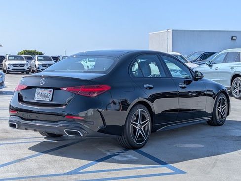 Used 2022 Mercedes-Benz C 300 Sedan image 5