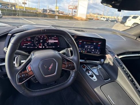 Used 2020 Chevrolet Corvette Stingray Coupe w/ Z51 Performance Package image 10