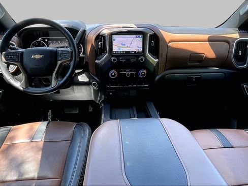 Used 2023 Chevrolet Silverado 2500 High Country w/ Z71 Off-Road Package AWD/4WD image 28