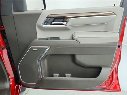 Used 2023 Chevrolet Silverado 1500 LT Trail Boss w/ Convenience Package II image 23