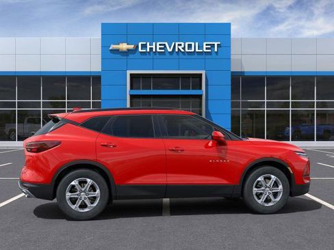 New 2025 Chevrolet Blazer LT w/ Convenience Package image 29