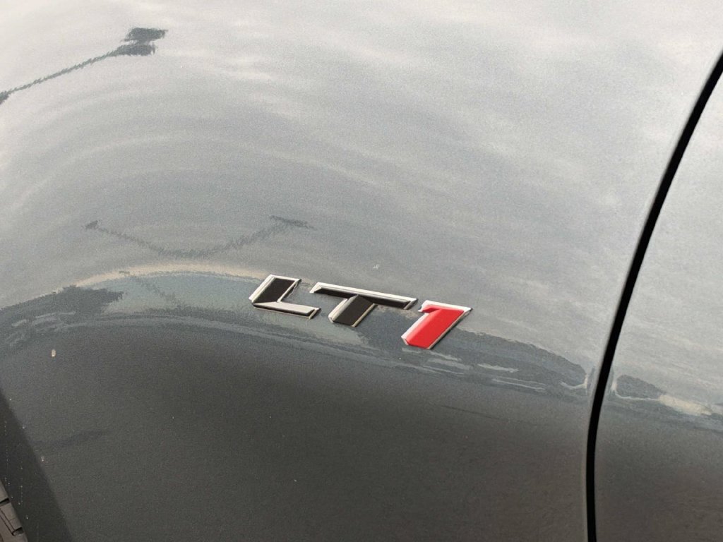 Used 2022 Chevrolet Camaro LT w/ Technology Package RWD image 9