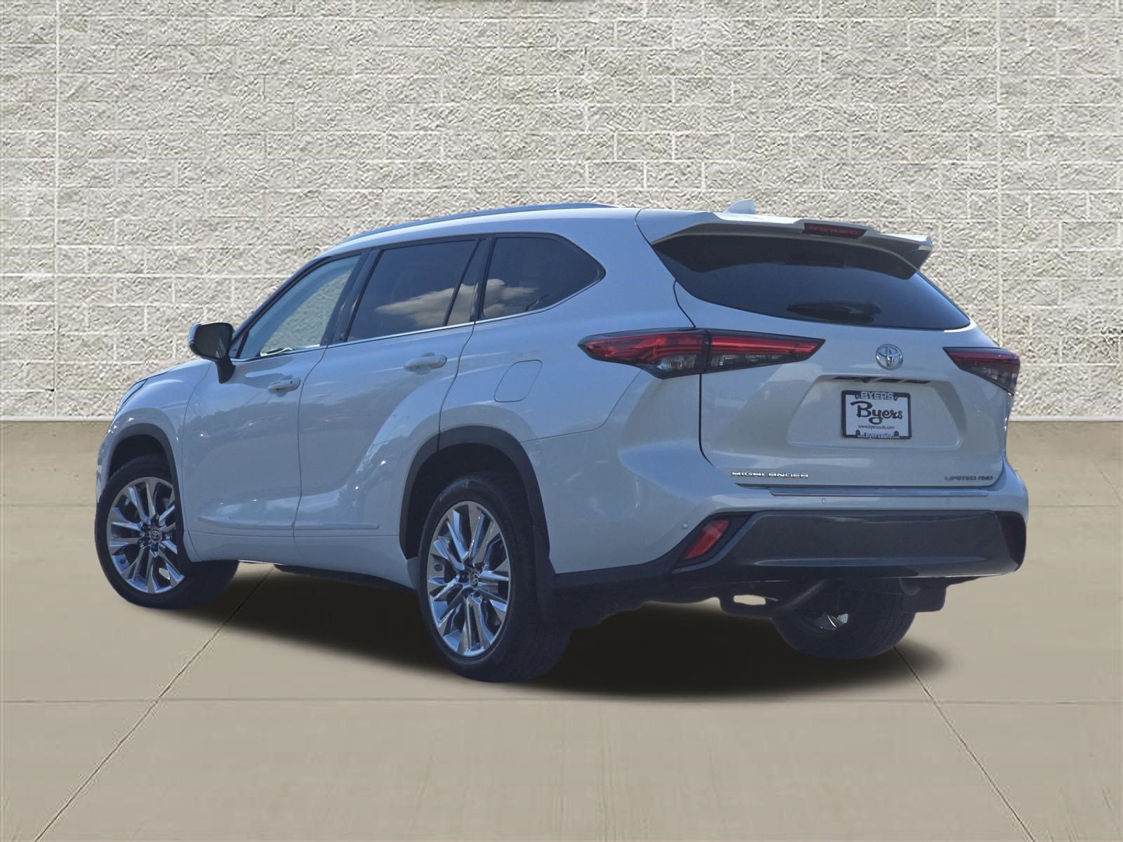 Used 2020 Toyota Highlander Limited AWD/4WD image 5