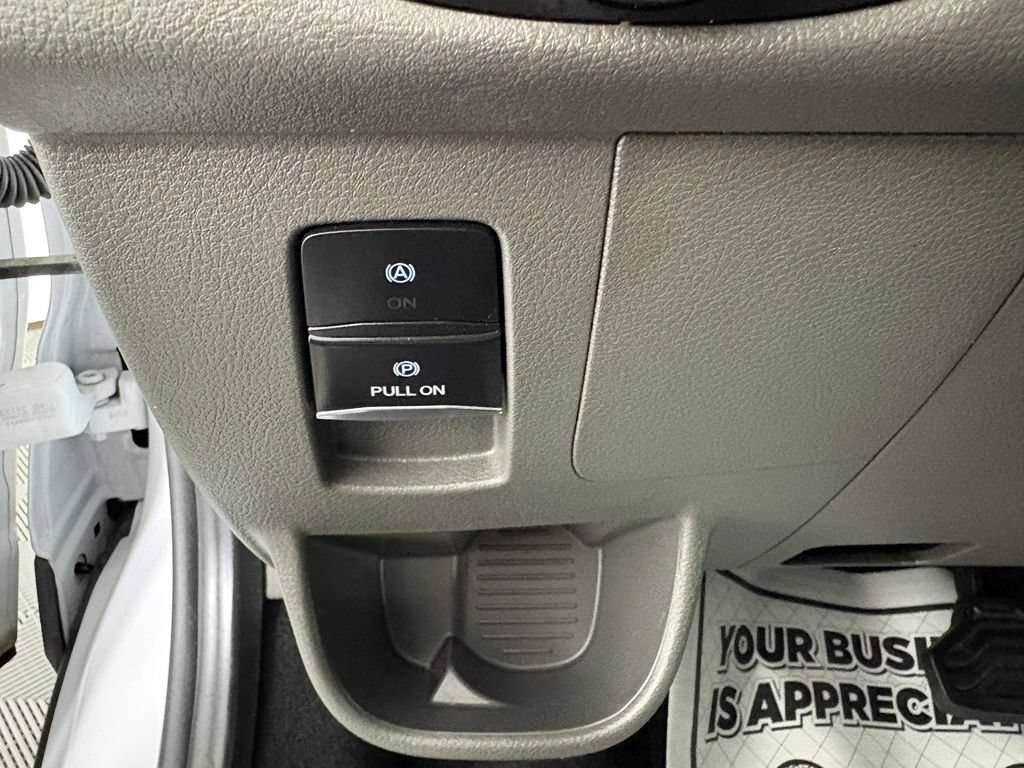 Used 2024 Ford Transit 350 XLT RWD image 17