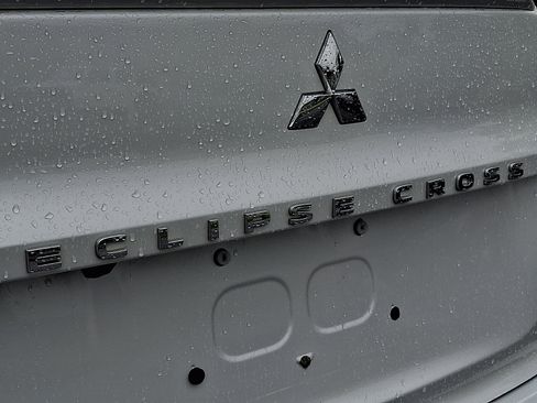 Used 2024 Mitsubishi Eclipse Cross ES AWD/4WD image 30