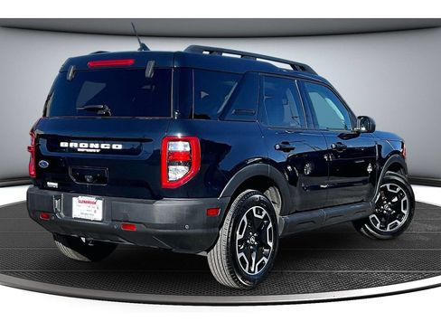 Used 2023 Ford Bronco Sport Outer Banks w/ Tech Package AWD/4WD image 16