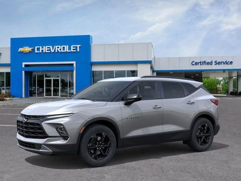 New 2026 Chevrolet Blazer LT w/ Convenience Package FWD image 2