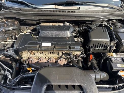 Used 2008 Hyundai Elantra GLS image 16