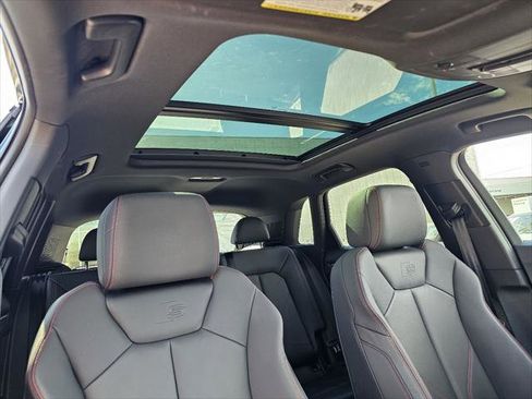 Used 2025 Audi Q3 2.0T Premium Plus w/ Premium Plus Package image 3