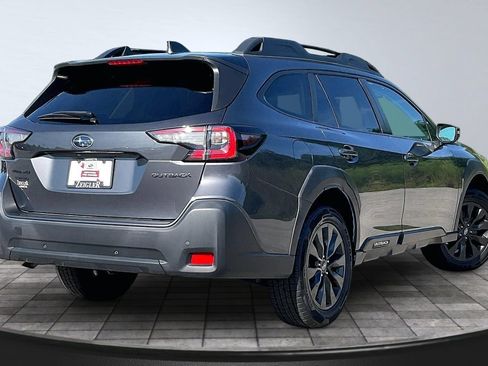 Certified 2024 Subaru Outback Onyx Edition AWD/4WD image 2