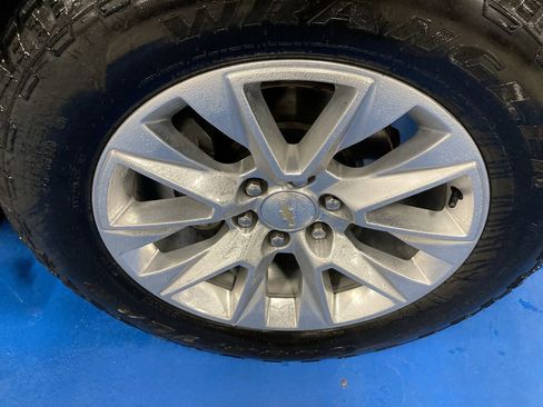 Used 2021 Chevrolet Silverado 1500 LTZ w/ LTZ Premium Package image 10