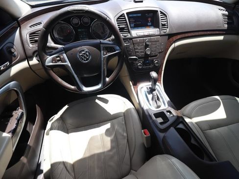 Used 2013 Buick Regal Premium FWD image 4