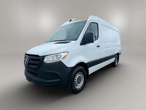 Used 2019 Mercedes-Benz Sprinter 2500 image 5