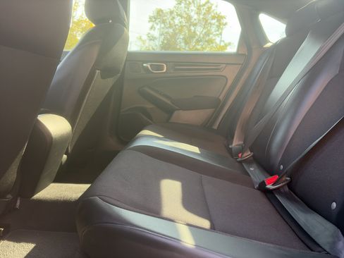 Used 2023 Honda Civic Sport image 22