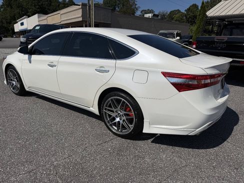 Used 2014 Toyota Avalon XLE FWD image 8