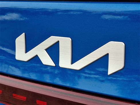 Certified 2023 Kia Forte GT-Line w/ GT-Line Premium Package image 31