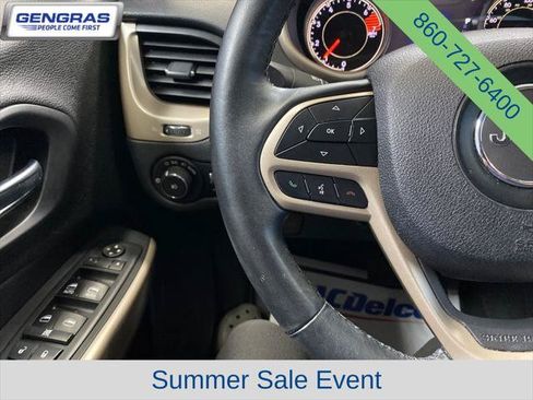 Certified 2017 Jeep Cherokee Limited AWD/4WD image 20
