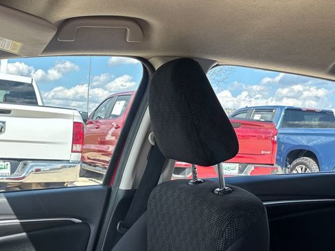 Used 2015 Honda Fit LX image 12