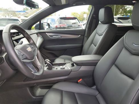 Certified 2022 Cadillac XT5 Luxury image 42