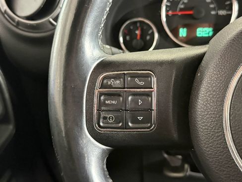 Used 2013 Jeep Wrangler Unlimited Sport AWD/4WD image 12