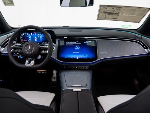 New 2026 Mercedes-Benz E 53 AMG e 4MATIC Sedan image 10