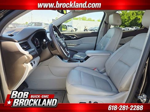 Used 2017 GMC Acadia SLT FWD image 12