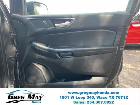 Used 2021 Ford Edge SE FWD image 11