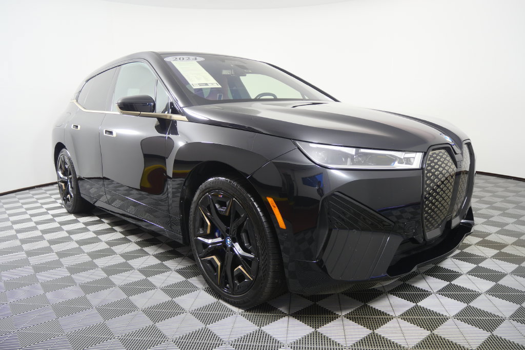 Used 2024 BMW iX M60 AWD/4WD image 2
