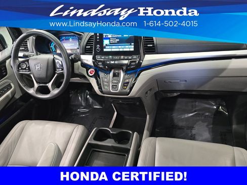 Certified 2024 Honda Odyssey Touring image 12