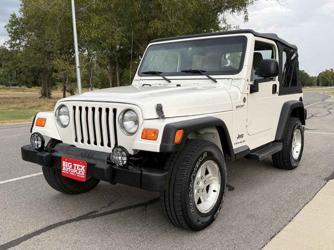 Used 2006 Jeep Wrangler Sport w/ 30" Tire & Wheel Group AWD/4WD image 4