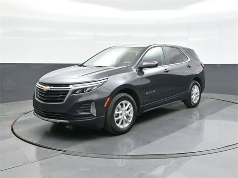 Used 2022 Chevrolet Equinox LT image 3