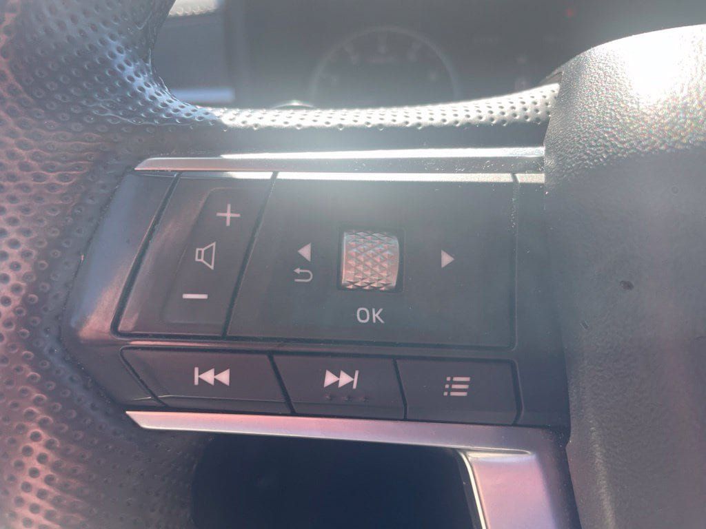 Used 2024 Mitsubishi Outlander SE FWD image 10
