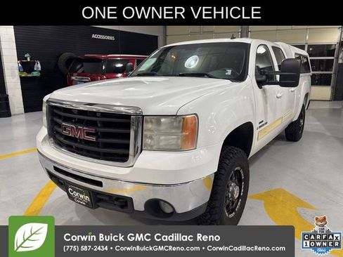 Used 2008 GMC Sierra 2500 SLT w/ Z71 Off-Road Package AWD/4WD image 1