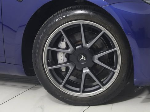 Used 2021 Tesla Model 3 Long Range image 16