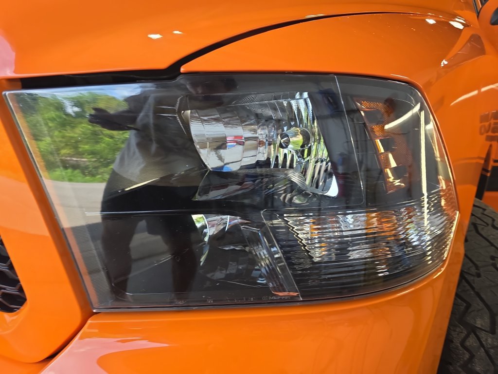 Used 2019 RAM 1500 Express w/ Ignition Orange Sport Package AWD/4WD image 32