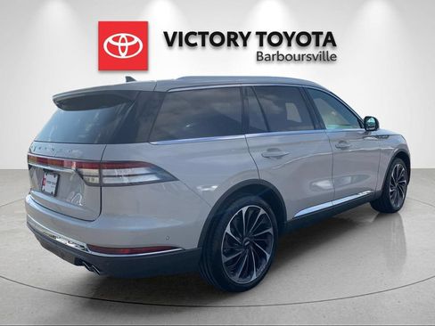 Used 2022 Lincoln Aviator Reserve w/ Equipment Group 201A AWD/4WD image 7