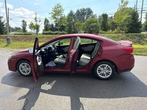 Used 2017 Subaru Impreza 2.0i Premium AWD/4WD image 13