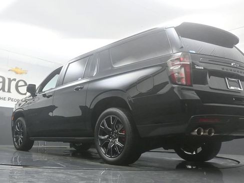 Used 2024 Chevrolet Suburban RST w/ Sport Performance Package AWD/4WD image 5