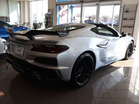 New 2026 Chevrolet Corvette Z06 w/ Z07 Performance Package image 8