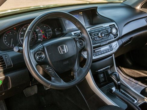 Used 2015 Honda Accord Sport image 10