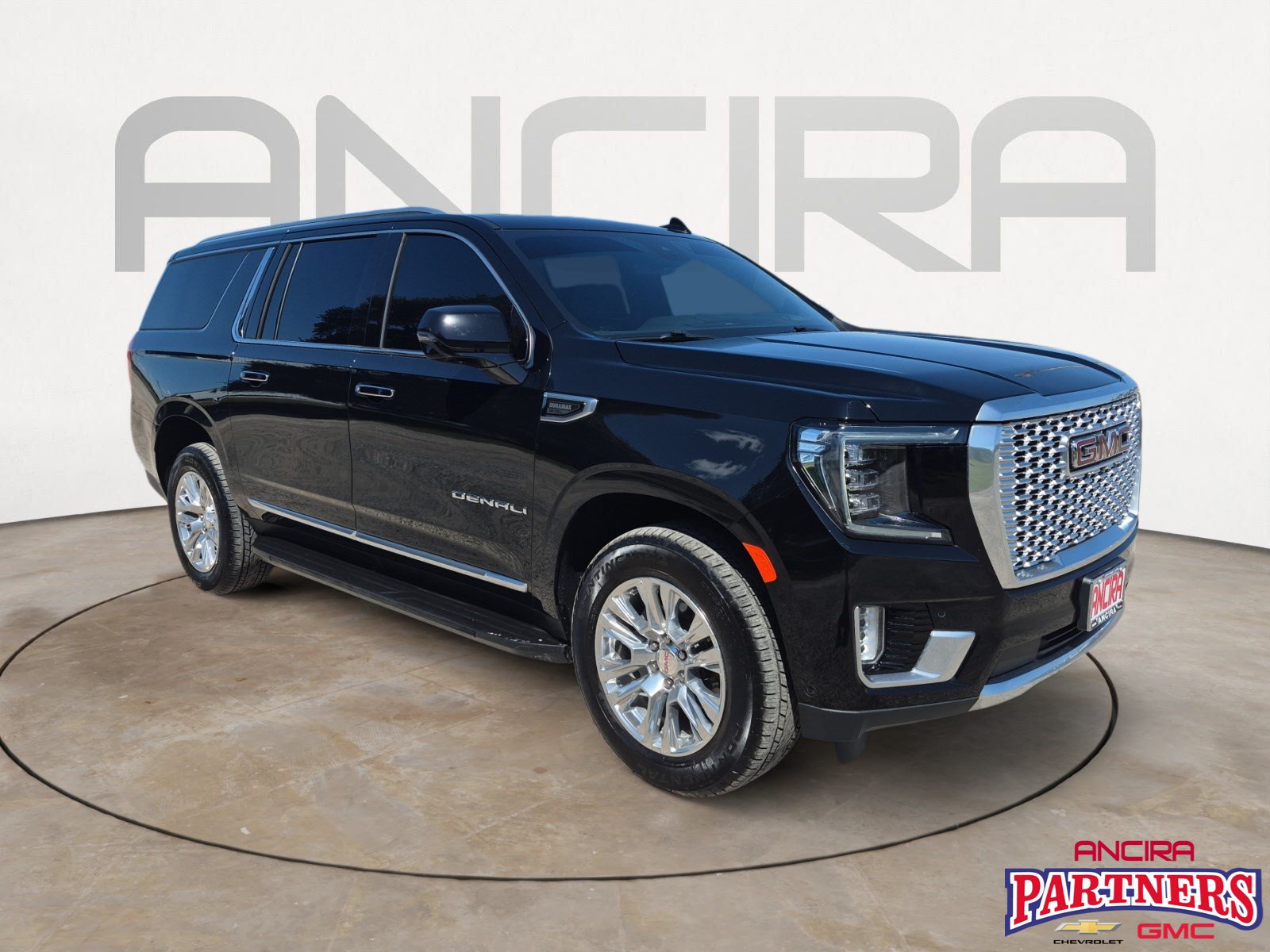 Used 2024 GMC Yukon XL Denali w/ Advanced Technology Package RWD image 1