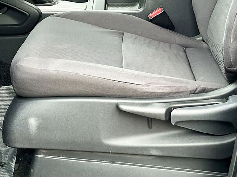 Used 2022 Nissan Frontier S w/ Technology Package image 18