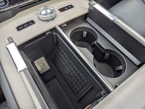 New 2025 Lincoln Navigator Reserve w/ Jet Appearance Package image 21