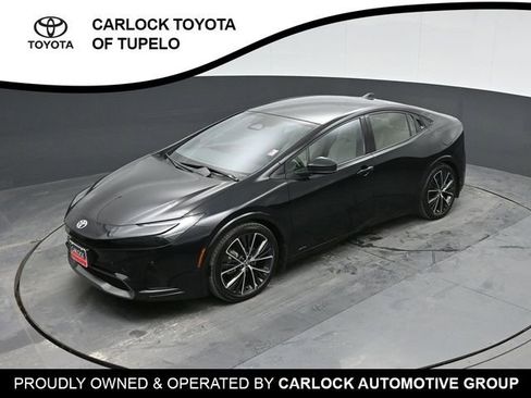 Used 2025 Toyota Prius Limited image 38