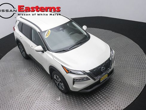 Used 2023 Nissan Rogue SV AWD/4WD image 3