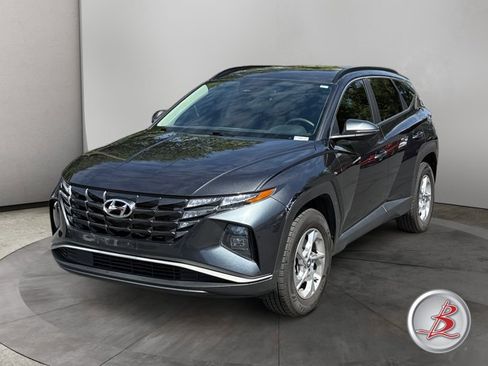 Used 2023 Hyundai Tucson SEL AWD/4WD image 3