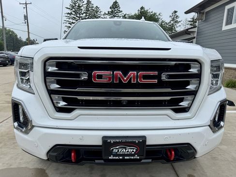 Used 2020 GMC Sierra 1500 AT4 w/ AT4 Premium Package image 3