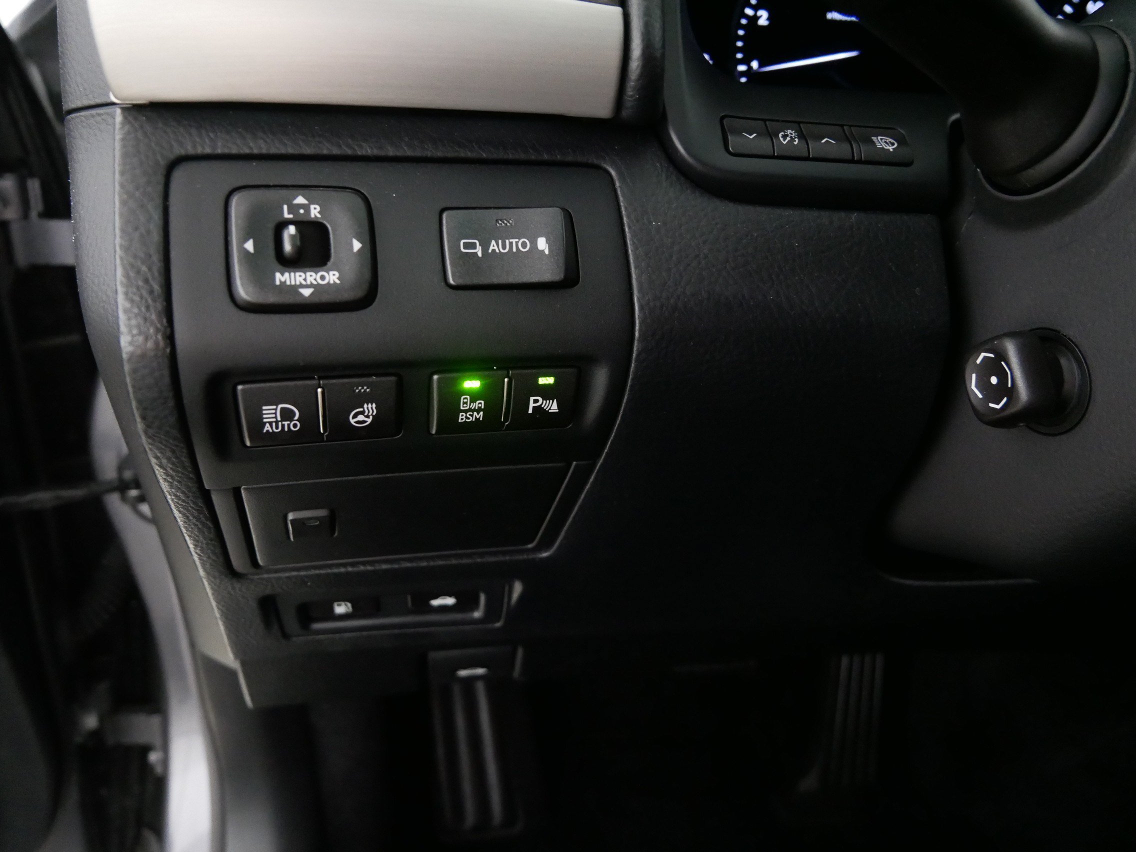 Used 2013 Lexus LS 460 L AWD/4WD image 26