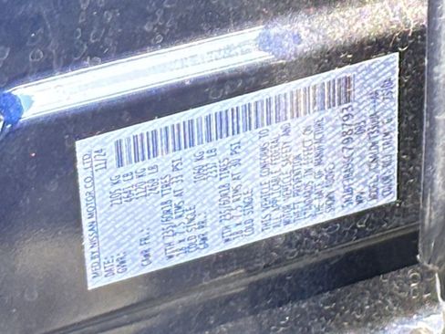 Used 2025 Nissan Rogue SV FWD image 31